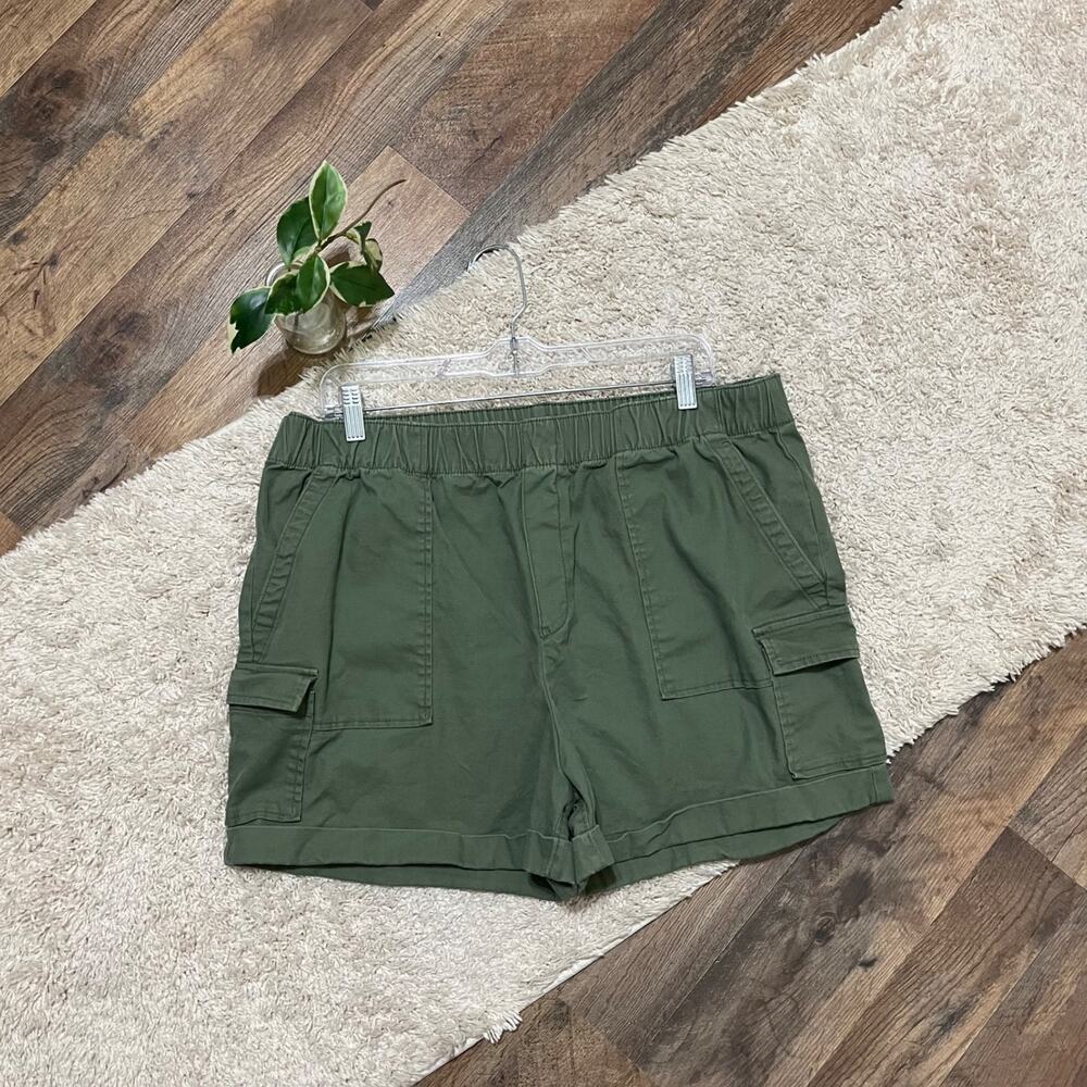 Lucky Brand Size Large Olive Green Pull-On Cargo Utility Shorts